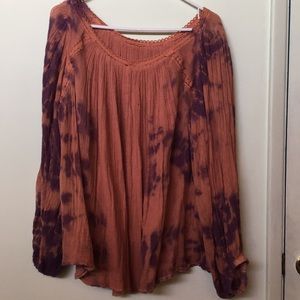 Over sized tye dyed shirt